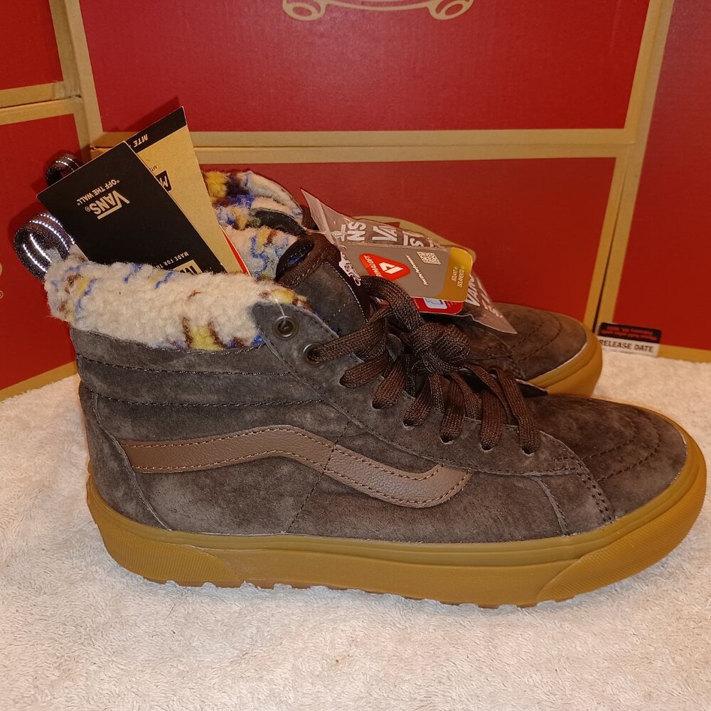 Vans Men's 7.5/Women's 9 Sk8 Hi Mte-1 Brown/Gum VN0A5HZYB7G
